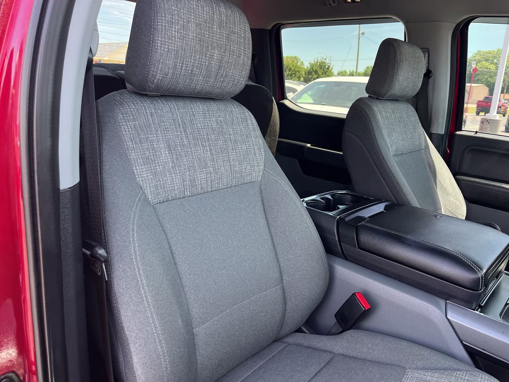 2022 Rapid Red Metallic Tinted Clearcoat Ford F-150 XLT 4X4 Truck