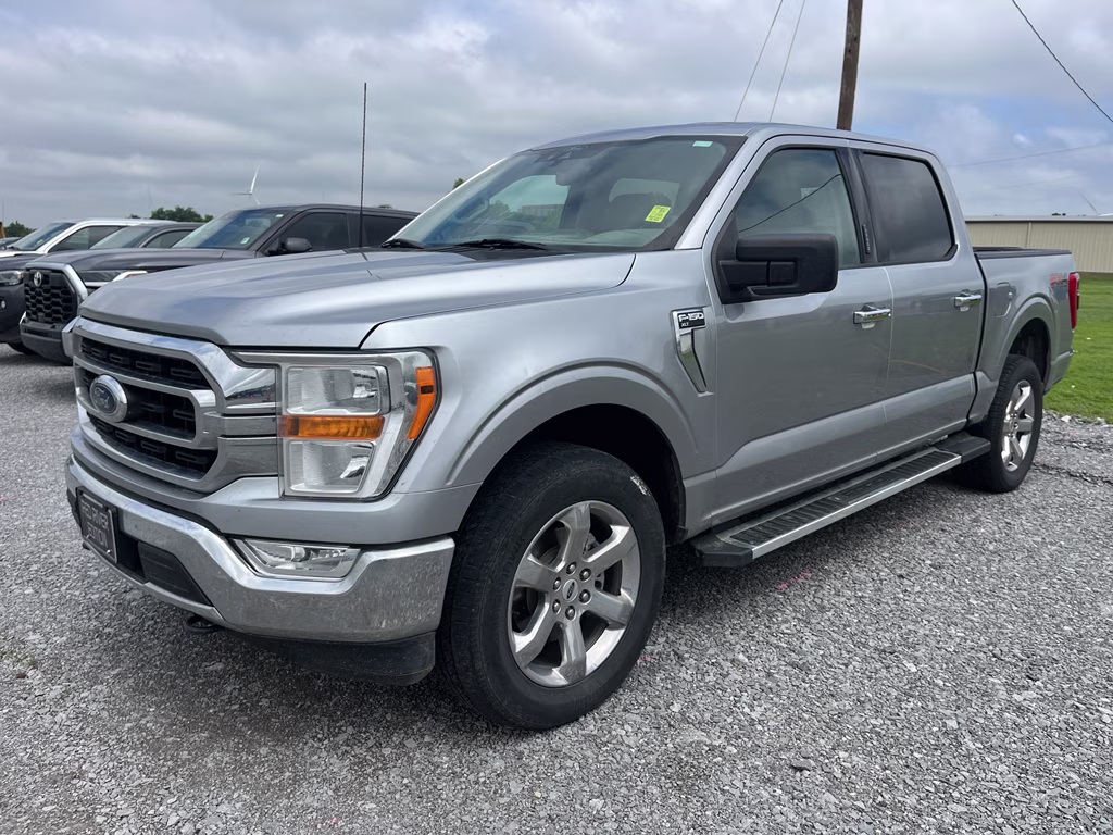 2022 Iconic Silver Metallic Ford F-150 XLT 4X4 Truck