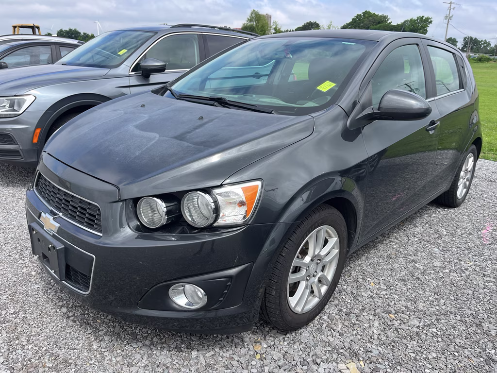 2016 Nightfall Gray Metallic Chevrolet Sonic LT FWD Hatchback