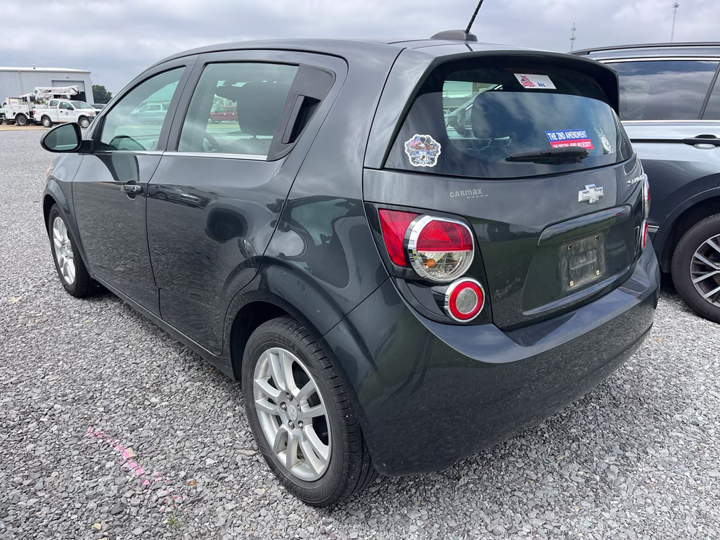 2016 Nightfall Gray Metallic Chevrolet Sonic LT FWD Hatchback