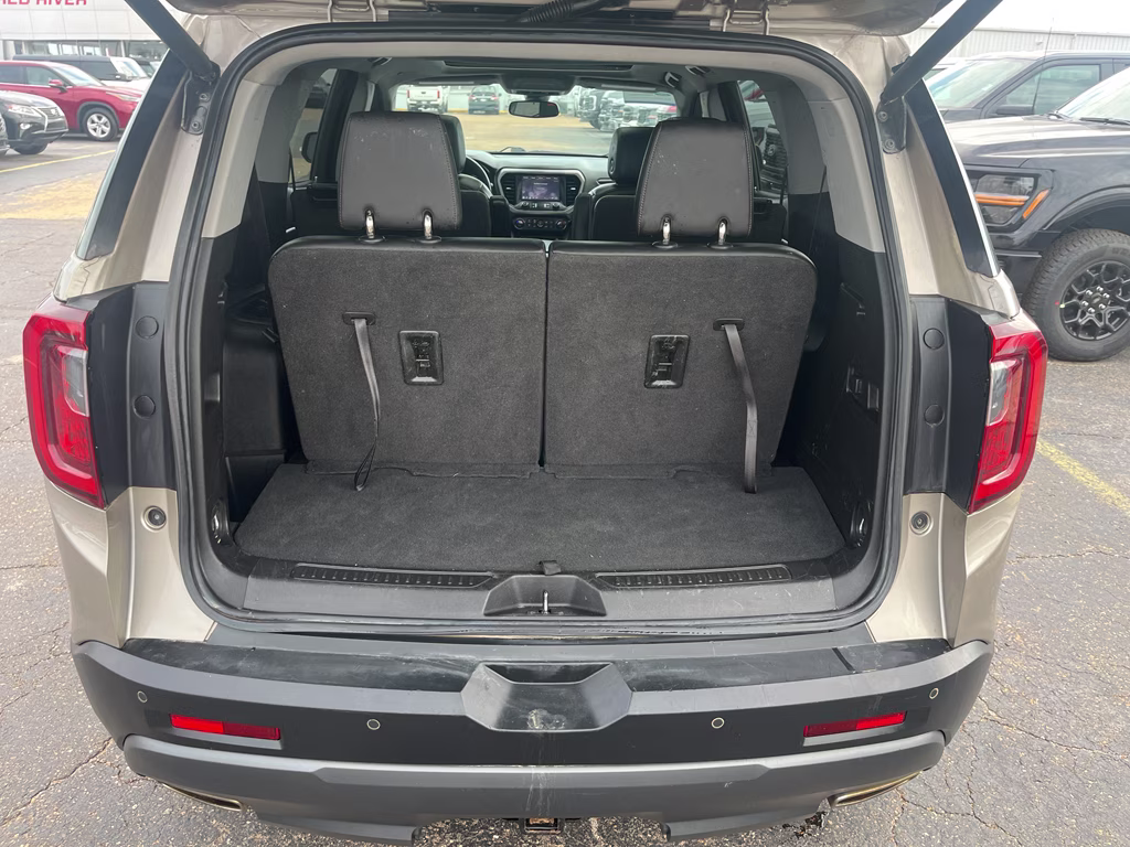 2022 Light Stone Metallic GMC Acadia AT4 AWD SUV