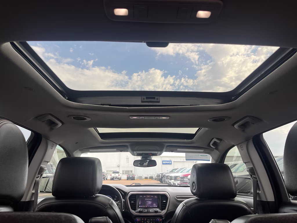 2022 Light Stone Metallic GMC Acadia AT4 AWD SUV
