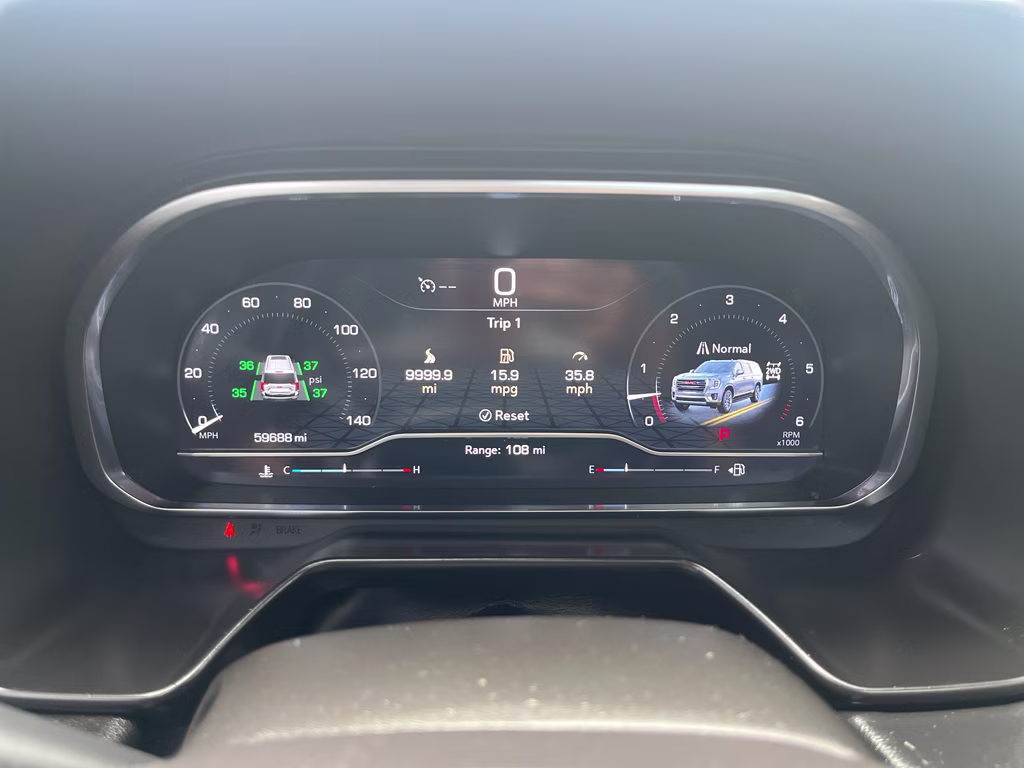 2023 Summit White GMC Yukon AT4 4X4 SUV