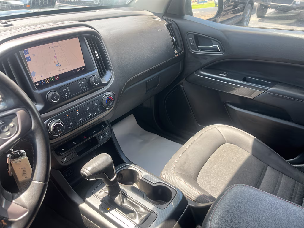 2021 Onyx Black GMC Canyon 4WD AT4 w/Cloth 4X4 Truck
