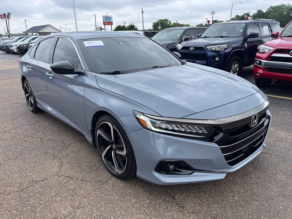 2022 Sonic Gray Pearl Honda Accord Sport FWD Sedan