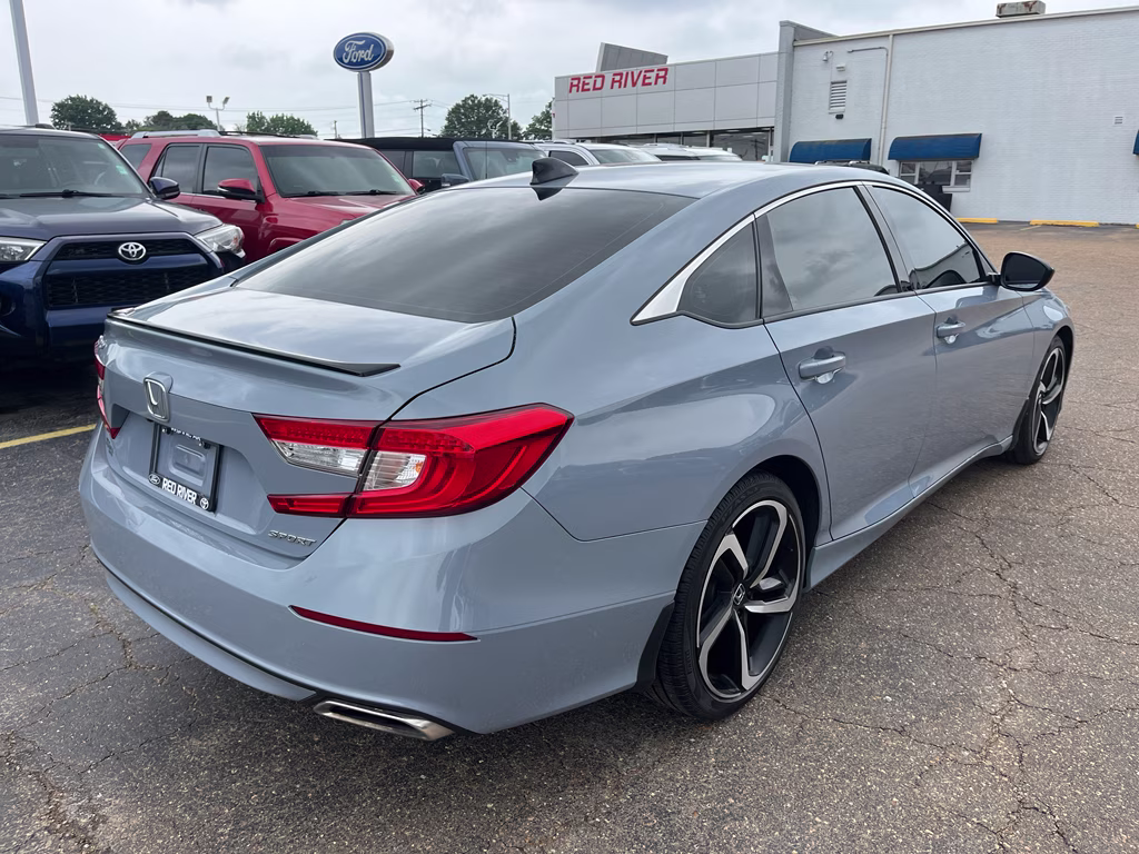 2022 Sonic Gray Pearl Honda Accord Sport FWD Sedan