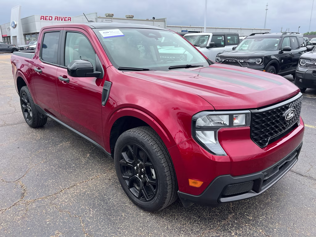 2025 Ruby Red Metallic Tinted Clearcoat Ford Maverick XLT AWD Truck