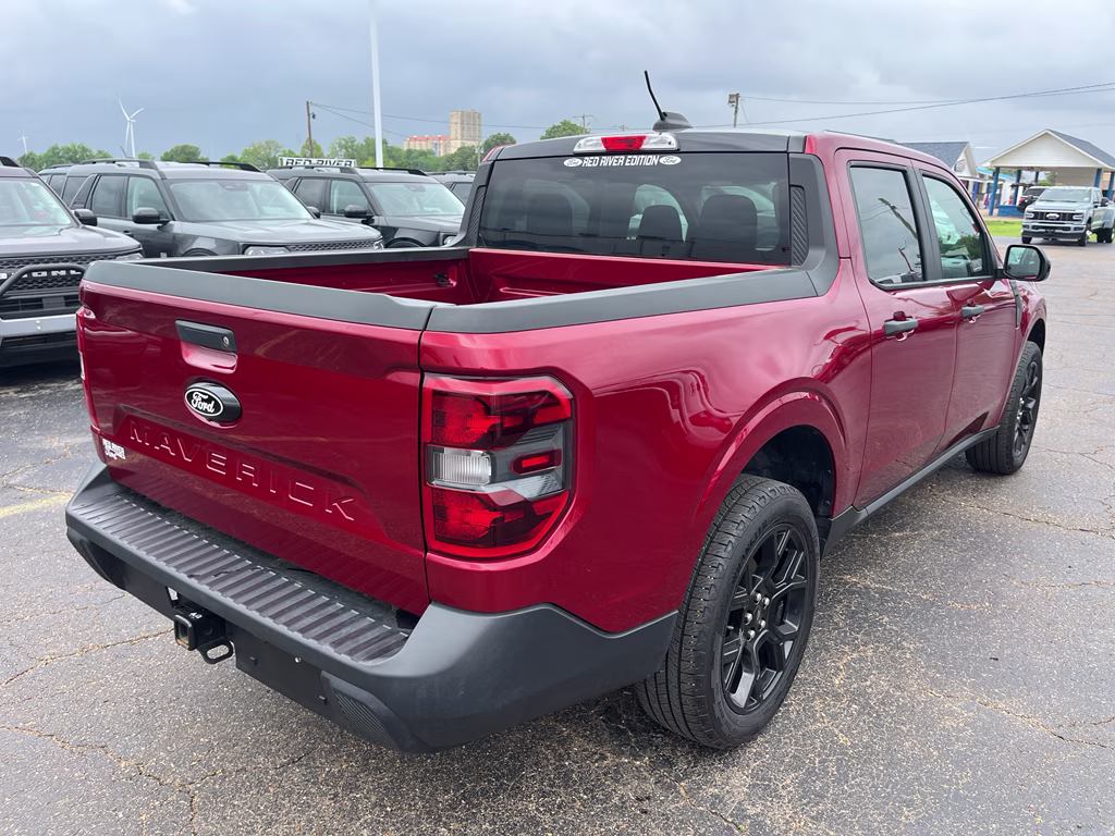 2025 Ruby Red Metallic Tinted Clearcoat Ford Maverick XLT AWD Truck
