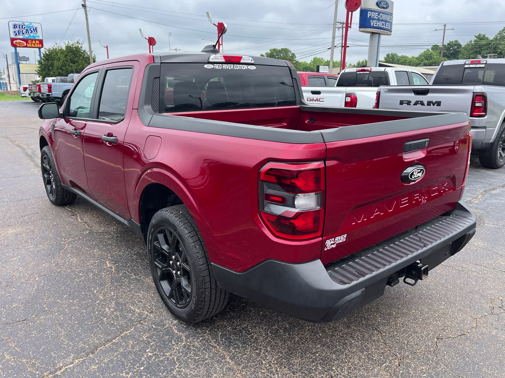 2025 Ruby Red Metallic Tinted Clearcoat Ford Maverick XLT AWD Truck