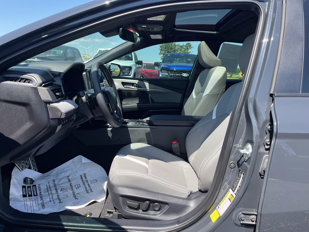 2025 Underground Toyota Camry Hybrid SE FWD Sedan