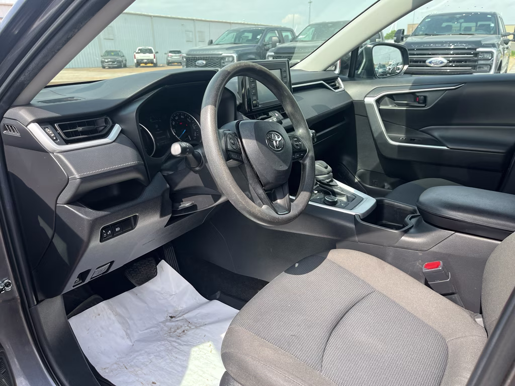 2022 Magnetic Gray Metallic Toyota RAV4 Hybrid LE AWD SUV
