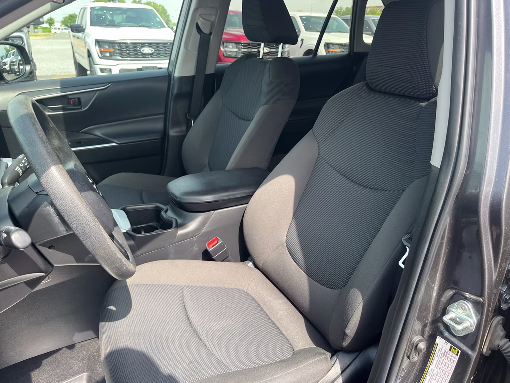 2022 Magnetic Gray Metallic Toyota RAV4 Hybrid LE AWD SUV