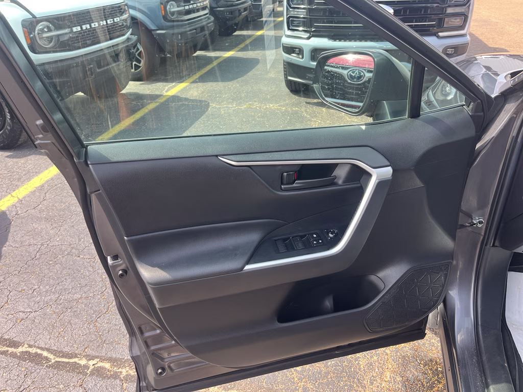 2022 Magnetic Gray Metallic Toyota RAV4 Hybrid LE AWD SUV