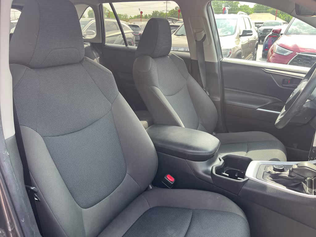 2022 Magnetic Gray Metallic Toyota RAV4 Hybrid LE AWD SUV