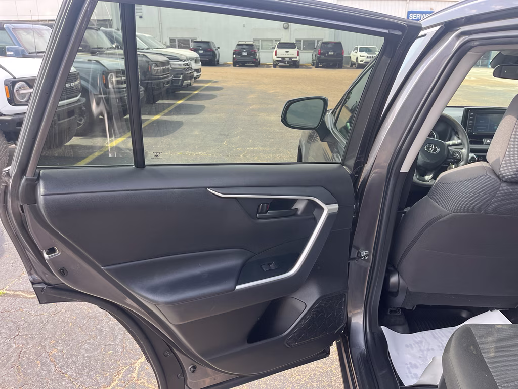 2022 Magnetic Gray Metallic Toyota RAV4 Hybrid LE AWD SUV