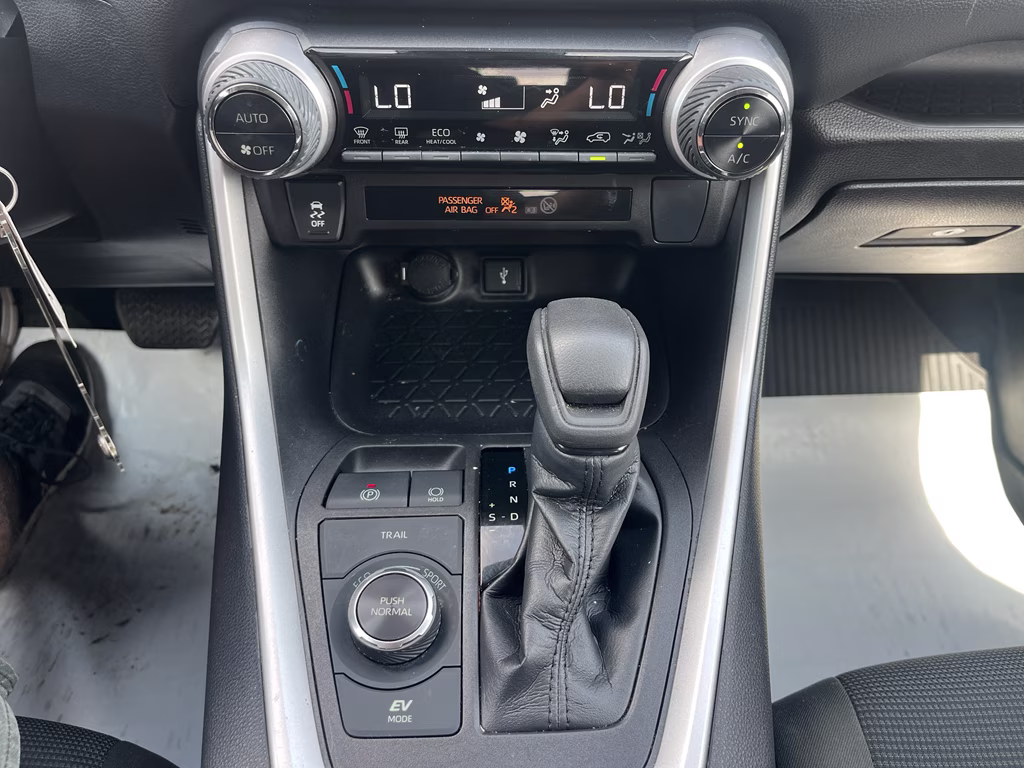 2022 Magnetic Gray Metallic Toyota RAV4 Hybrid LE AWD SUV