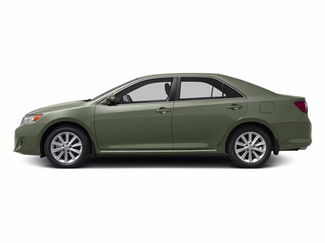 2014 Cypress Pearl Toyota Camry XLE FWD Sedan