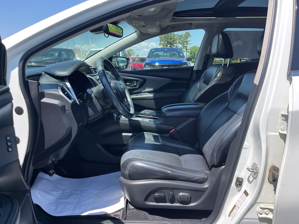 2019 Pearl White Tricoat Nissan Murano SL FWD SUV