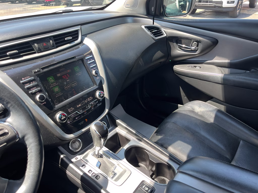 2019 Pearl White Tricoat Nissan Murano SL FWD SUV