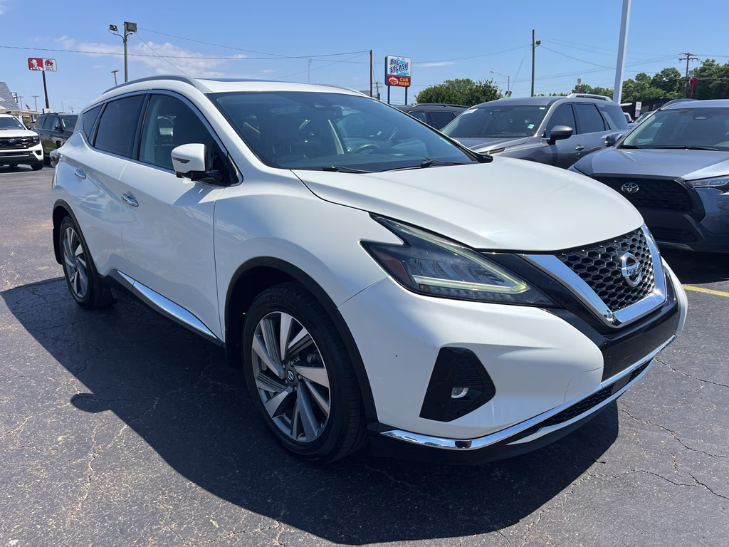2019 Pearl White Tricoat Nissan Murano SL FWD SUV