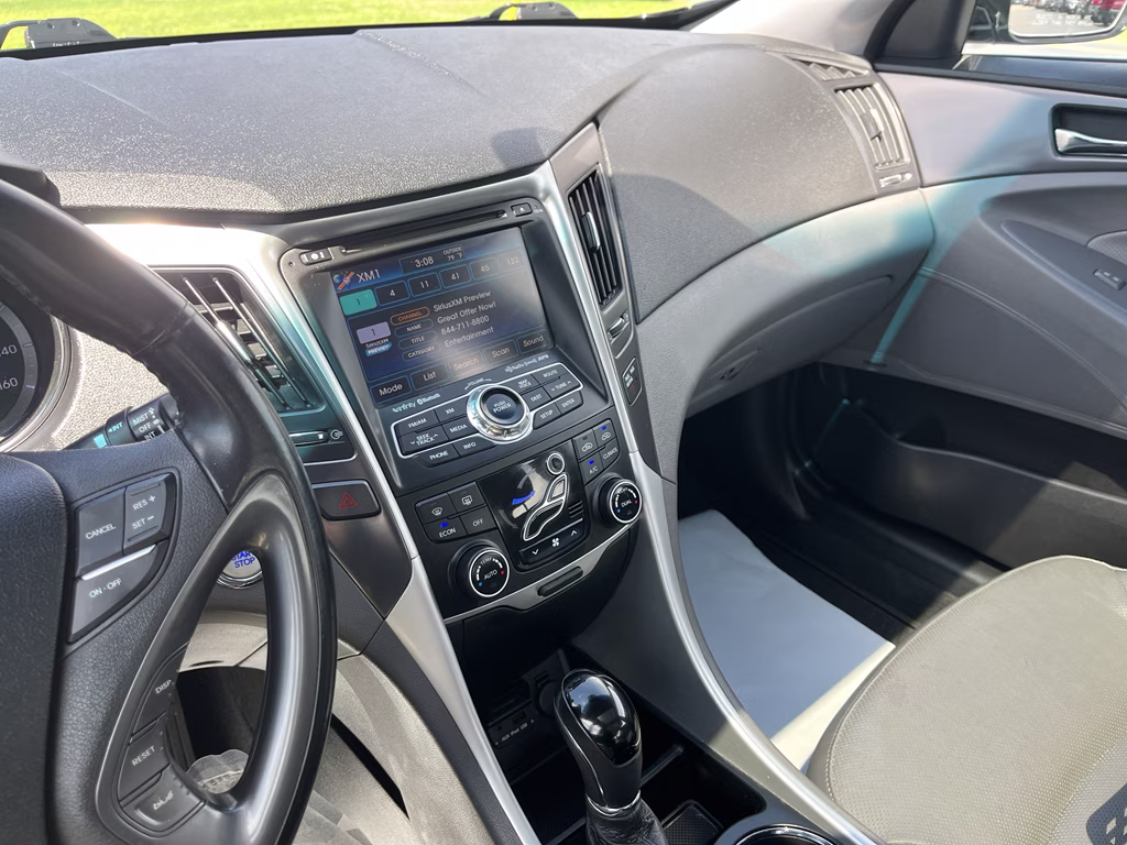 2013 Black Onyx Pearl Mica Hyundai Sonata Hybrid Limited FWD Sedan