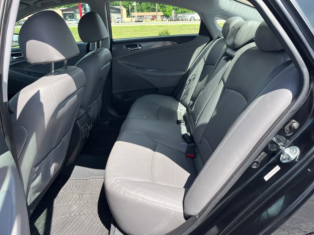 2013 Black Onyx Pearl Mica Hyundai Sonata Hybrid Limited FWD Sedan