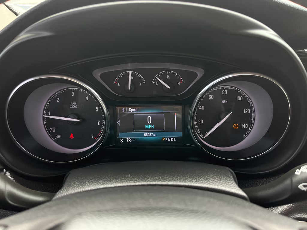 2020 Summit White Buick Envision Essence AWD SUV