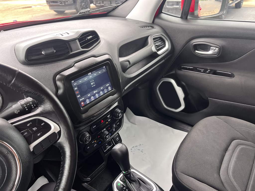 2021 Colorado Red Clearcoat Jeep Renegade Latitude FWD SUV