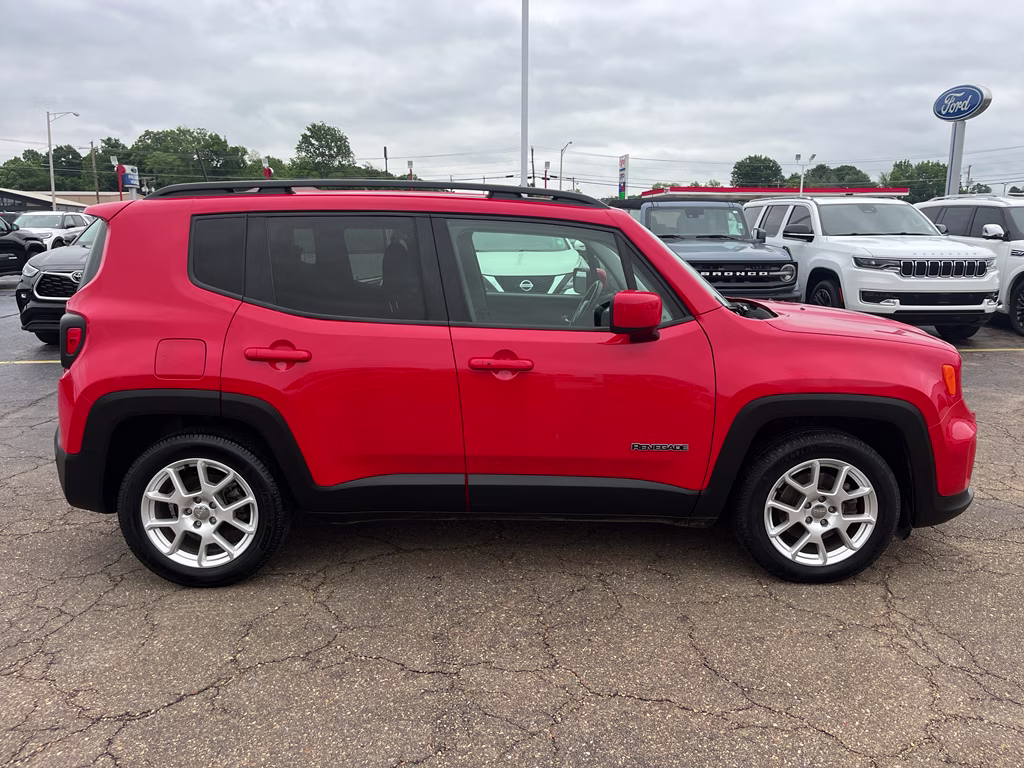 2021 Colorado Red Clearcoat Jeep Renegade Latitude FWD SUV