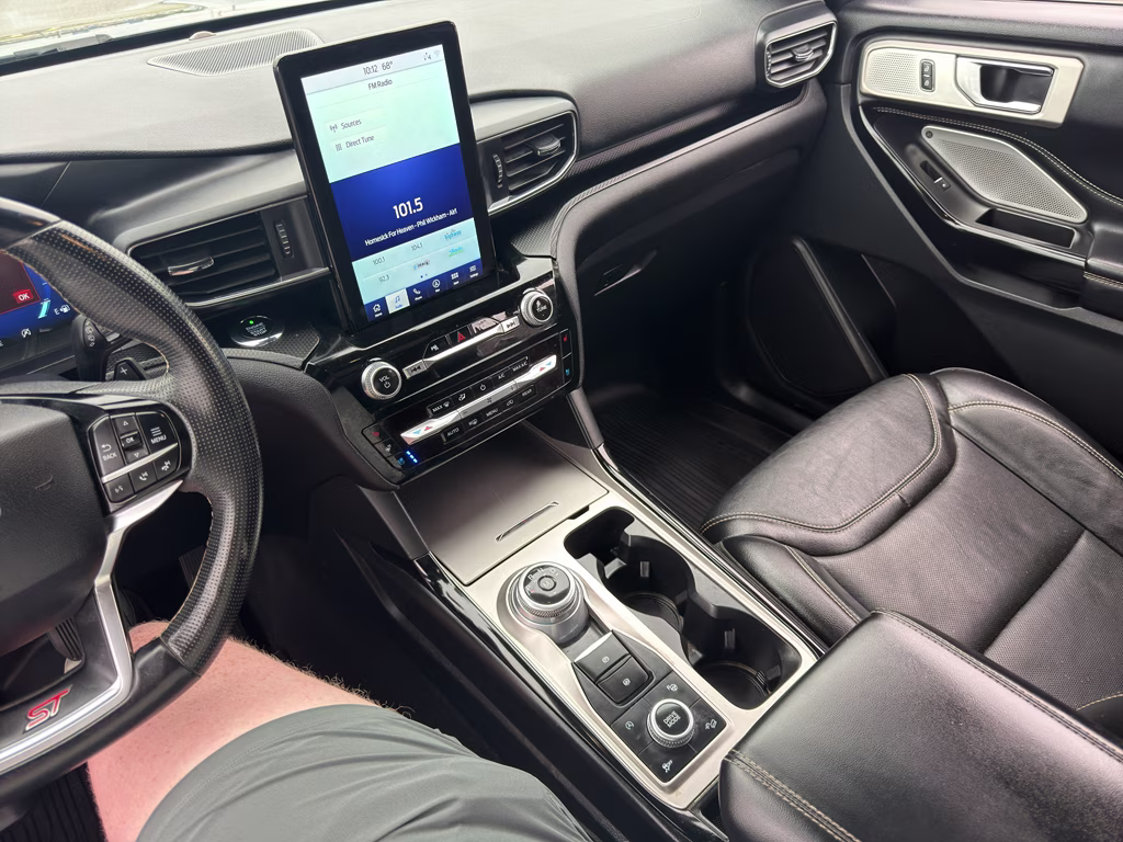 2021 Carbonized Gray Metallic Ford Explorer ST 4X4 SUV