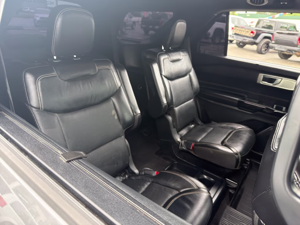 2021 Carbonized Gray Metallic Ford Explorer ST 4X4 SUV