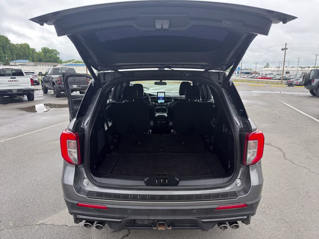 2021 Carbonized Gray Metallic Ford Explorer ST 4X4 SUV
