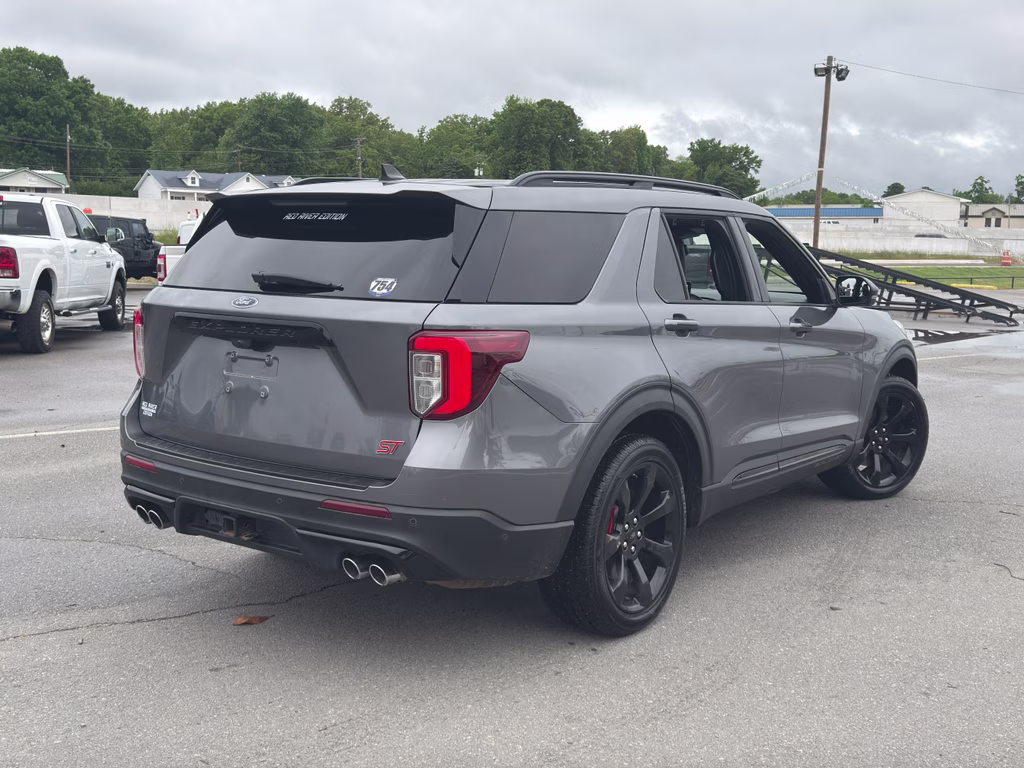 2021 Carbonized Gray Metallic Ford Explorer ST 4X4 SUV
