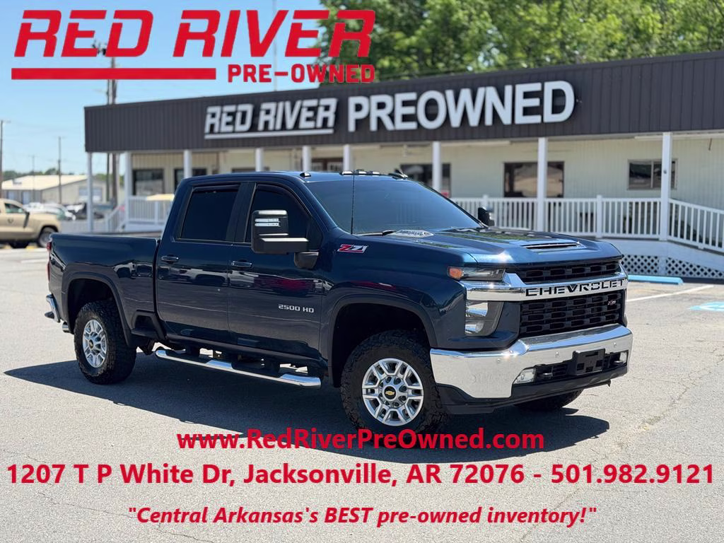 2021 Northsky Blue Metallic Chevrolet Silverado LT 4X4 Truck