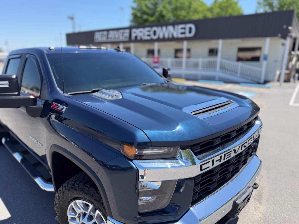 2021 Northsky Blue Metallic Chevrolet Silverado LT 4X4 Truck