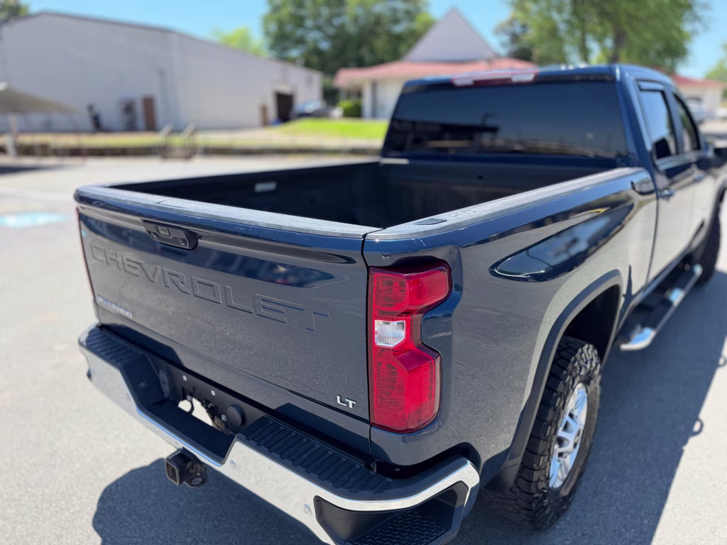 2021 Northsky Blue Metallic Chevrolet Silverado LT 4X4 Truck