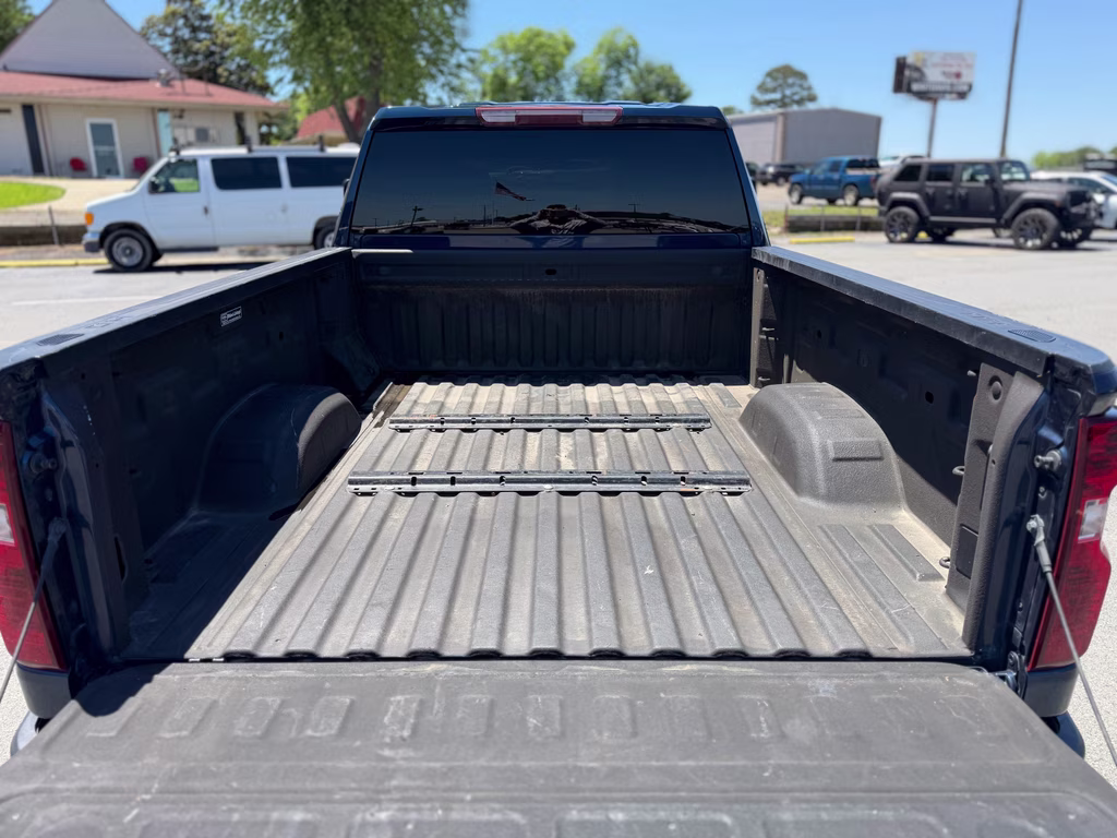 2021 Northsky Blue Metallic Chevrolet Silverado LT 4X4 Truck