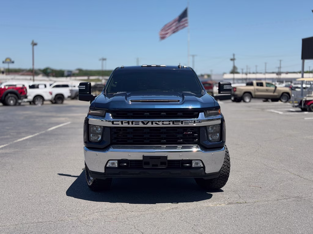 2021 Northsky Blue Metallic Chevrolet Silverado LT 4X4 Truck
