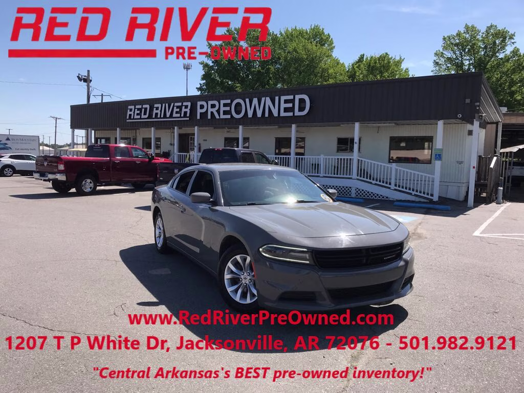 2018 Destroyer Gray Clearcoat Dodge Charger SXT RWD Sedan