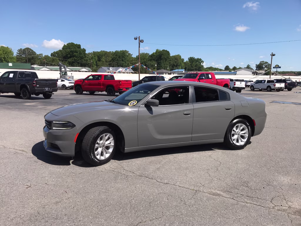 2018 Destroyer Gray Clearcoat Dodge Charger SXT RWD Sedan