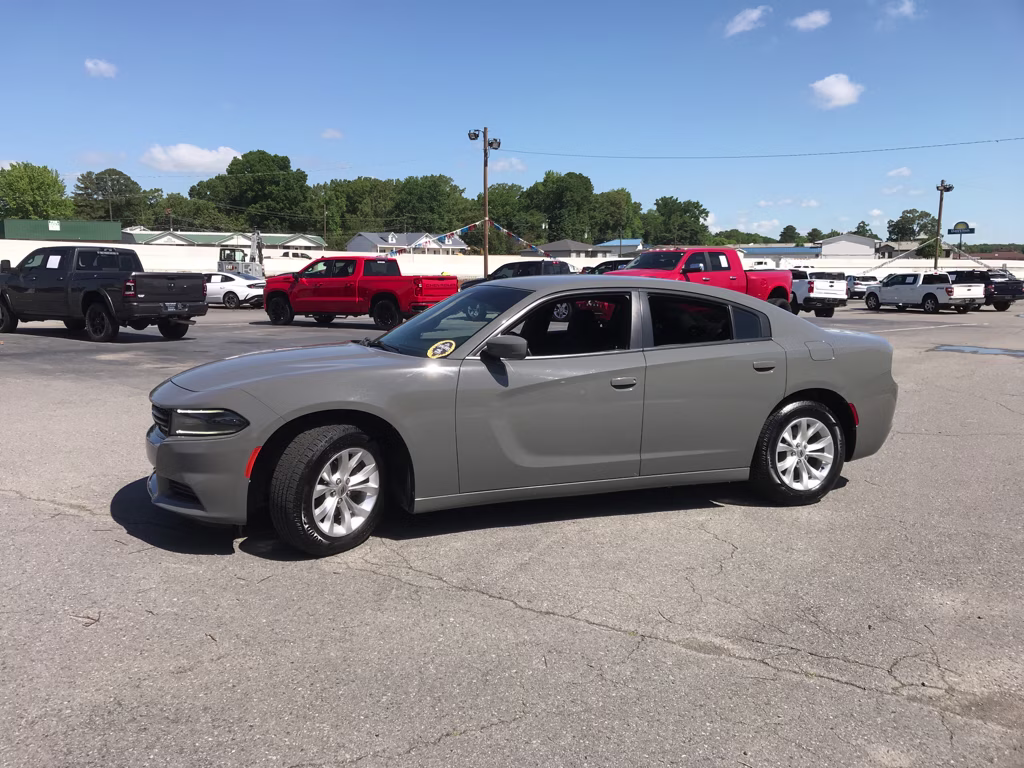 2018 Destroyer Gray Clearcoat Dodge Charger SXT RWD Sedan