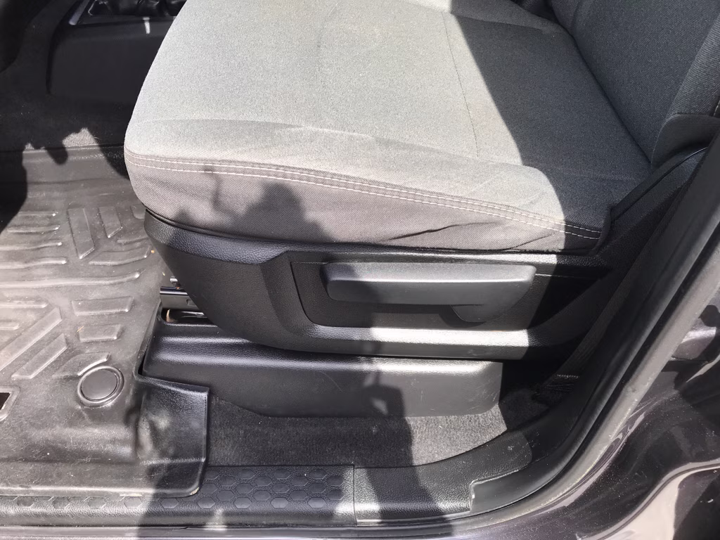 2022 Granite Crystal Metallic Clearcoat Ram 3500 Tradesman 4X4 Truck