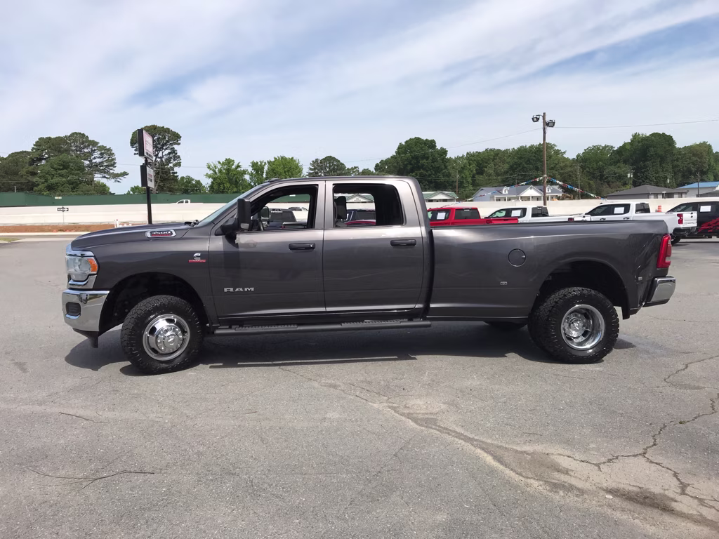 2022 Granite Crystal Metallic Clearcoat Ram 3500 Tradesman 4X4 Truck