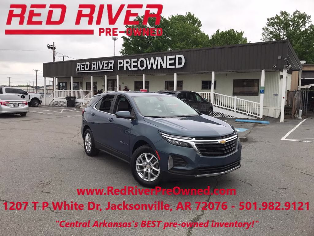 2024 Lakeshore Blue Metallic Chevrolet Equinox LT FWD SUV