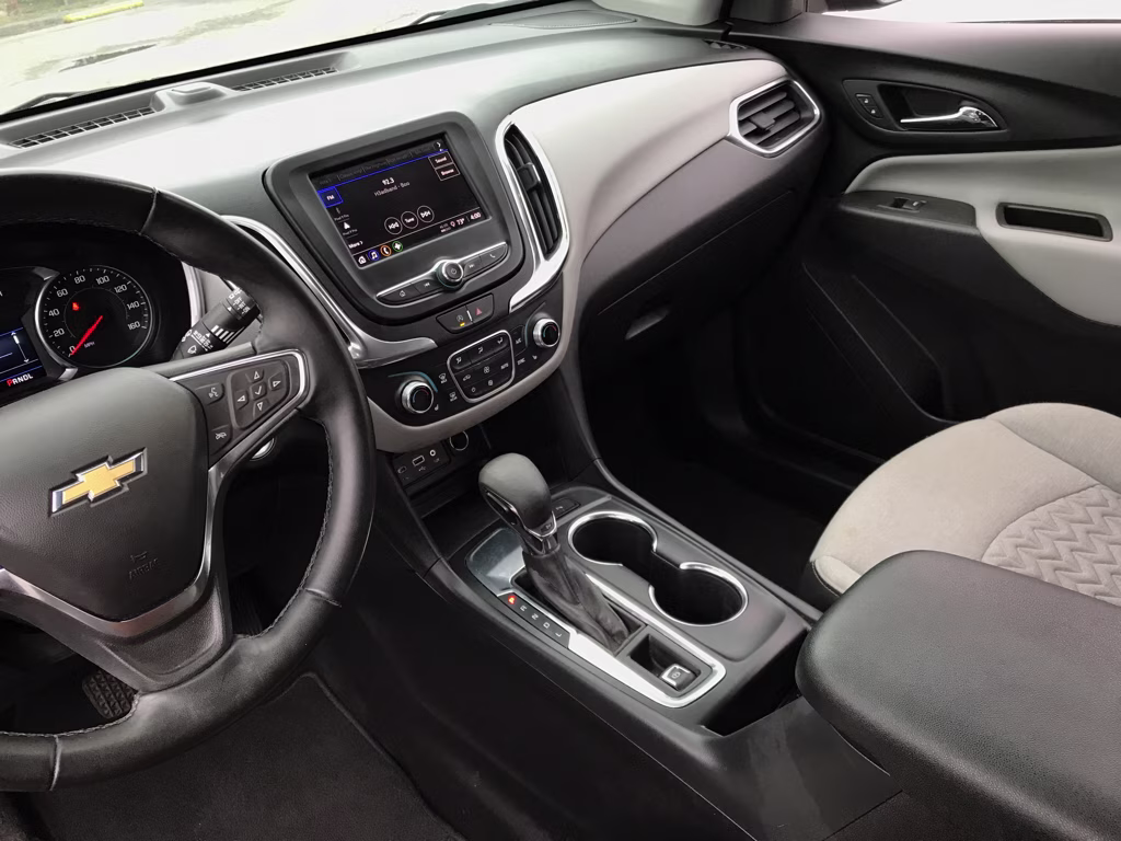2024 Lakeshore Blue Metallic Chevrolet Equinox LT FWD SUV