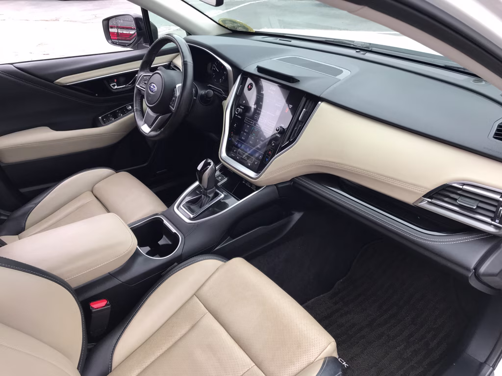 2024 Crystal White Pearl Subaru Outback Limited AWD SUV