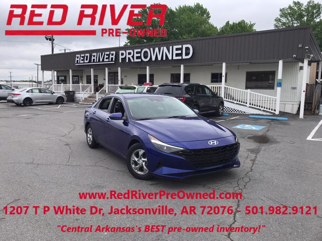 2022 Intense Blue Hyundai Elantra SE FWD Sedan