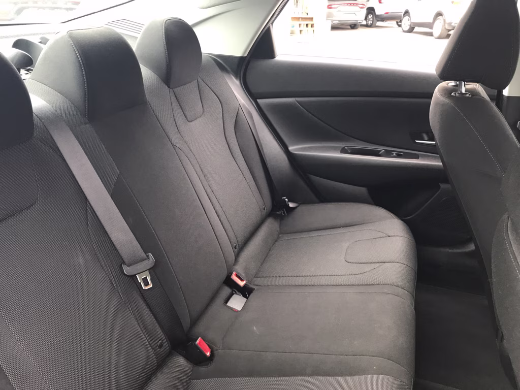 2022 Intense Blue Hyundai Elantra SE FWD Sedan