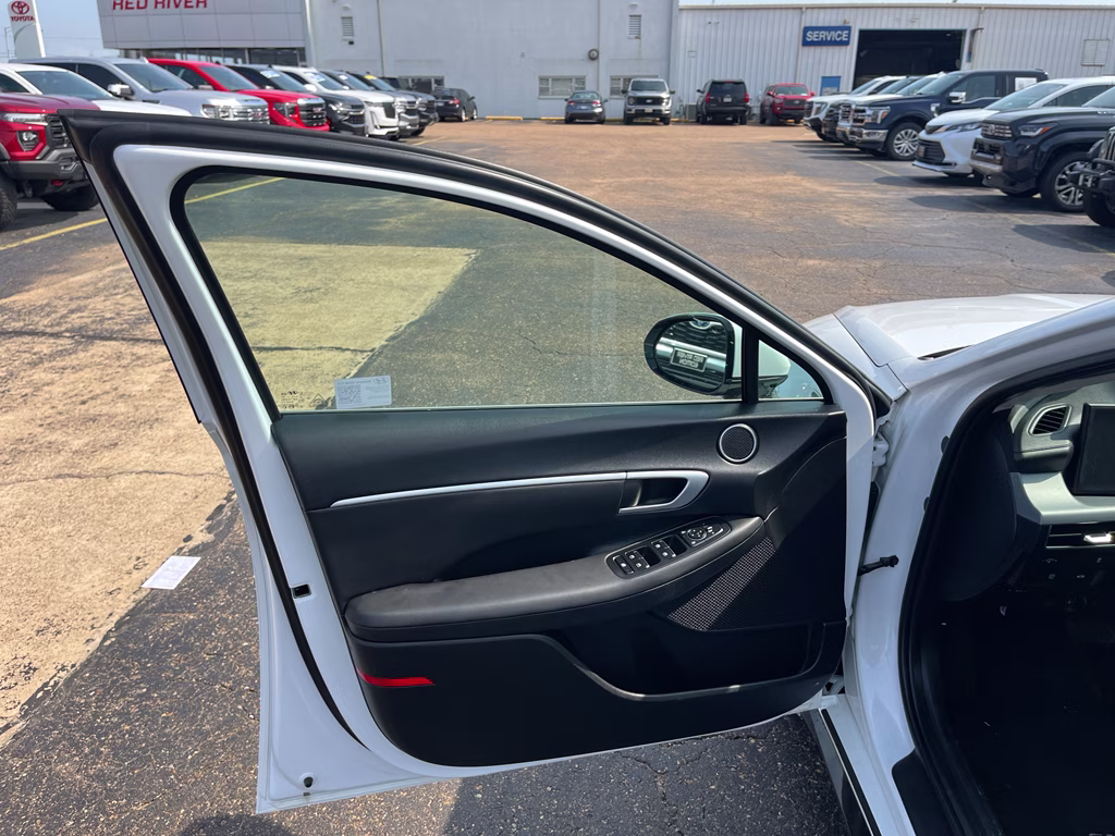 2025 Serenity White Hyundai Sonata SEL Convenience FWD Sedan