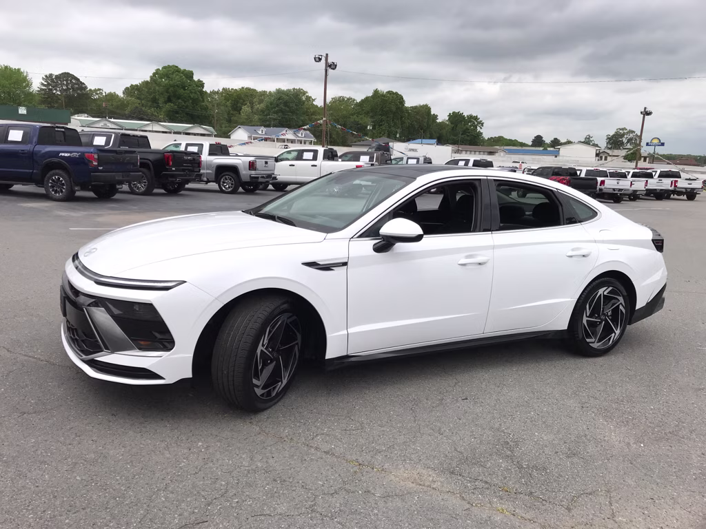 2025 Serenity White Hyundai Sonata SEL Convenience FWD Sedan